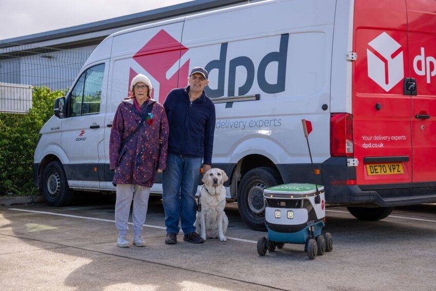 A labrador guide dog named Amelia from Raunds wasn't quite sure what to make of a new DPD delivery robot named Levi she encountered on a walk with her owner, David Holmes.